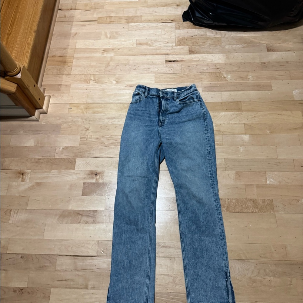 Abercrombie & Fitch Light Blue High-Rise Straight Jeans - Picture 4 of 11